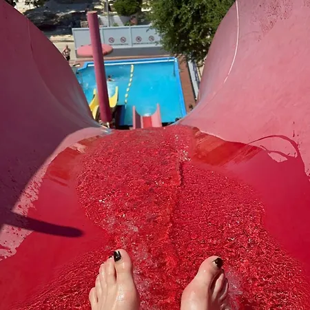 Ivana * 穆泰尔岛